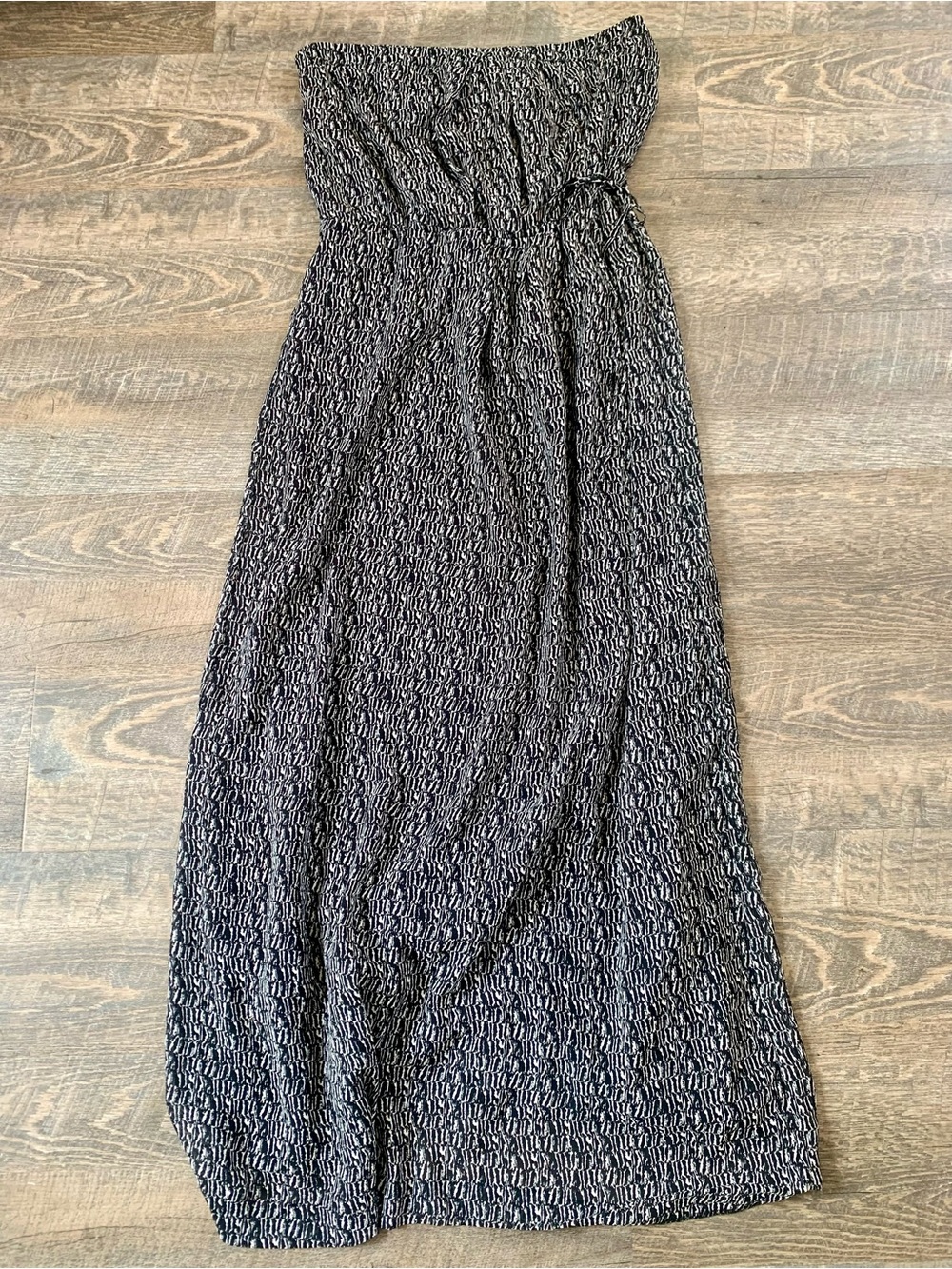 GAP Black and White Printed Strapless Maxi Dress